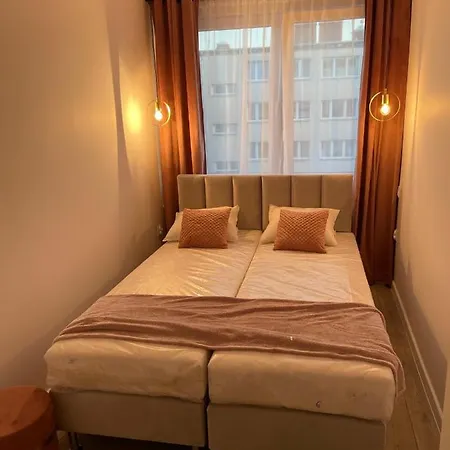 80's 科沃布热格